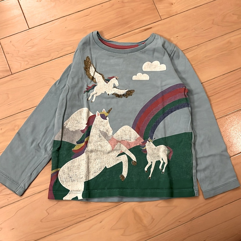 Mini Boden unicorn rainbow top size 2-3
